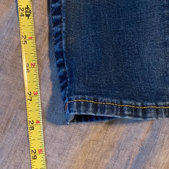 Jeans - Picture 9 of 12